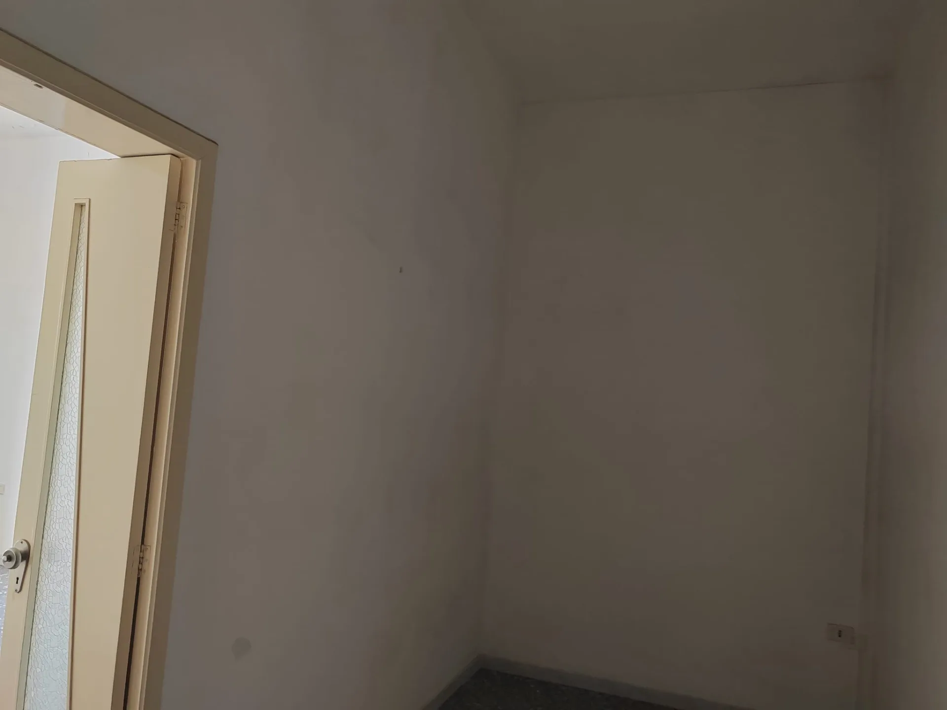 Abitazione 1° piano — Foto 7 di 13