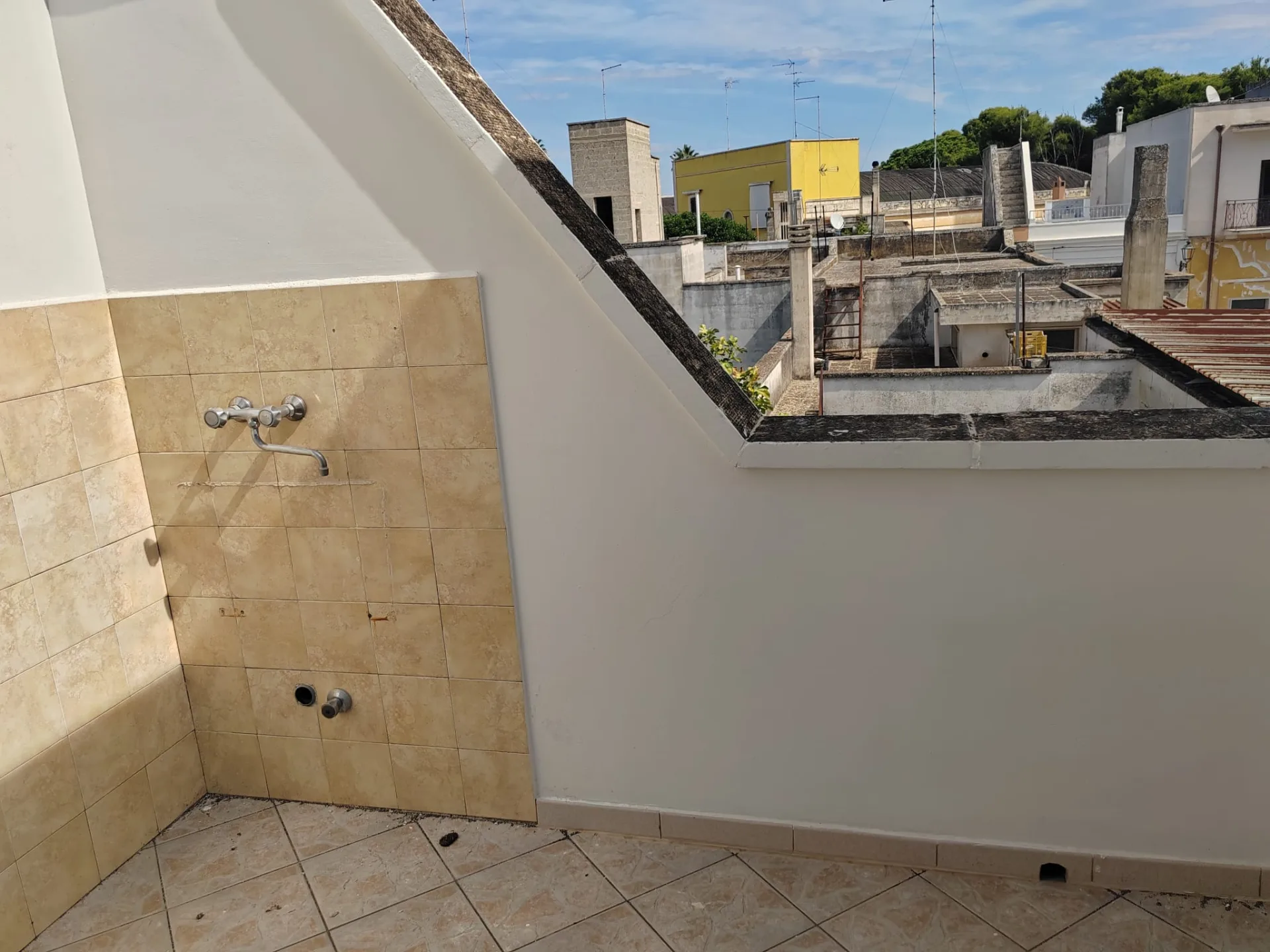 Abitazione 1° piano — Foto 6 di 13