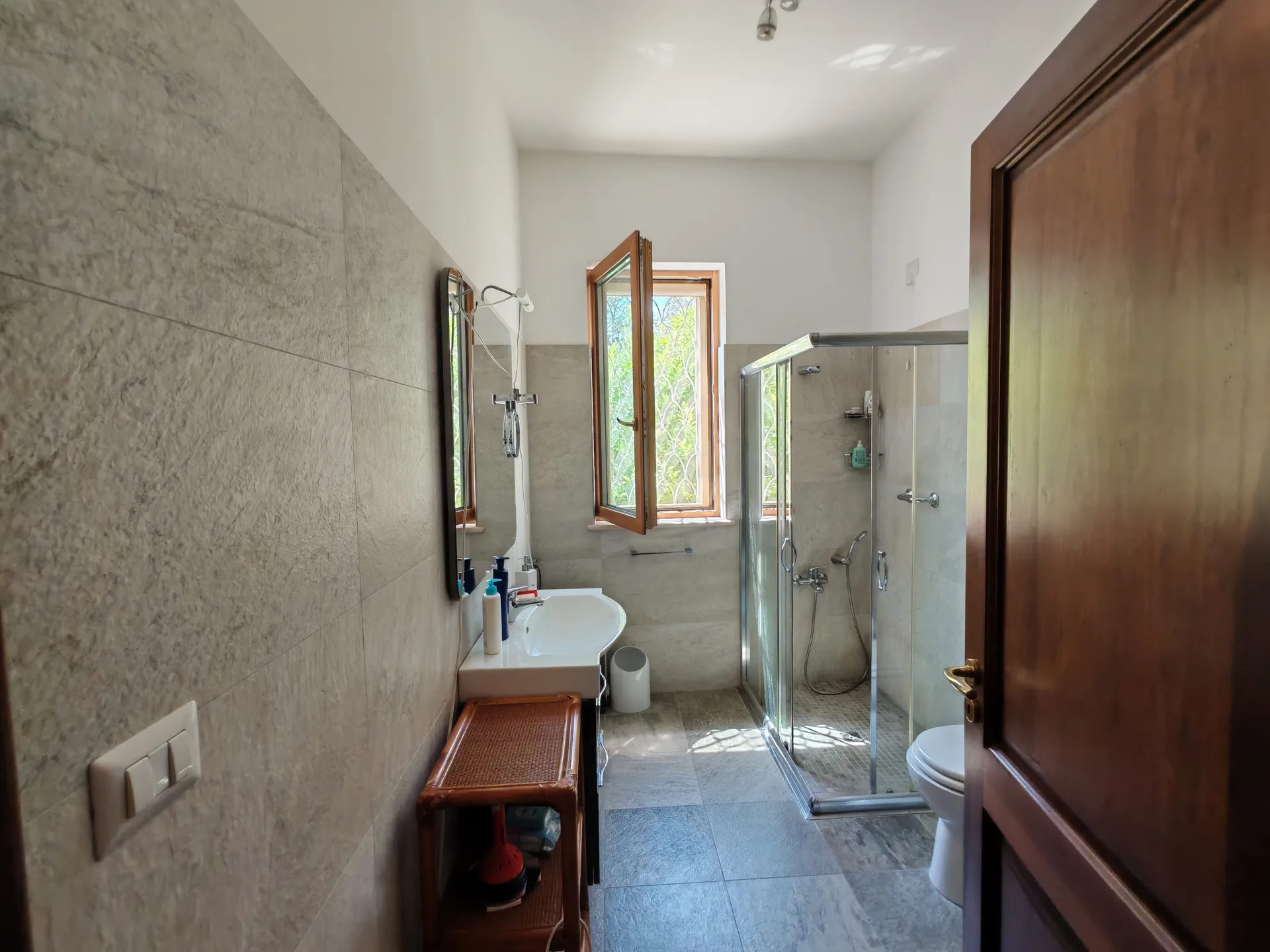 Villa indipendente con uliveto e 8.000 mq di terreno — Foto 7 di 15